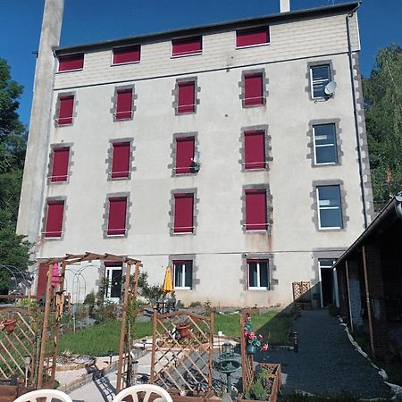Appartement Chaleureux De 82M2 Proche De Vulcania Pontaumur Exteriér fotografie