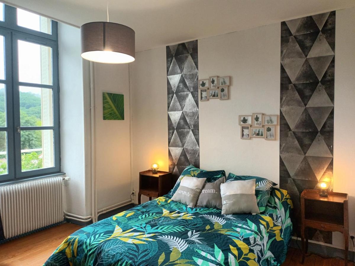 Appartement Chaleureux De 82M2 Proche De Vulcania Pontaumur Exteriér fotografie